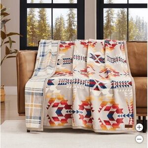 Pendleton Reversible Plush Throw Blanket